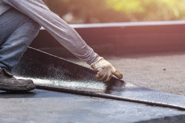 Professional Crawl Space Encapsulation technician working in Oakwood, GA